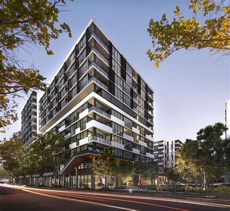 Spring Square by Poly .